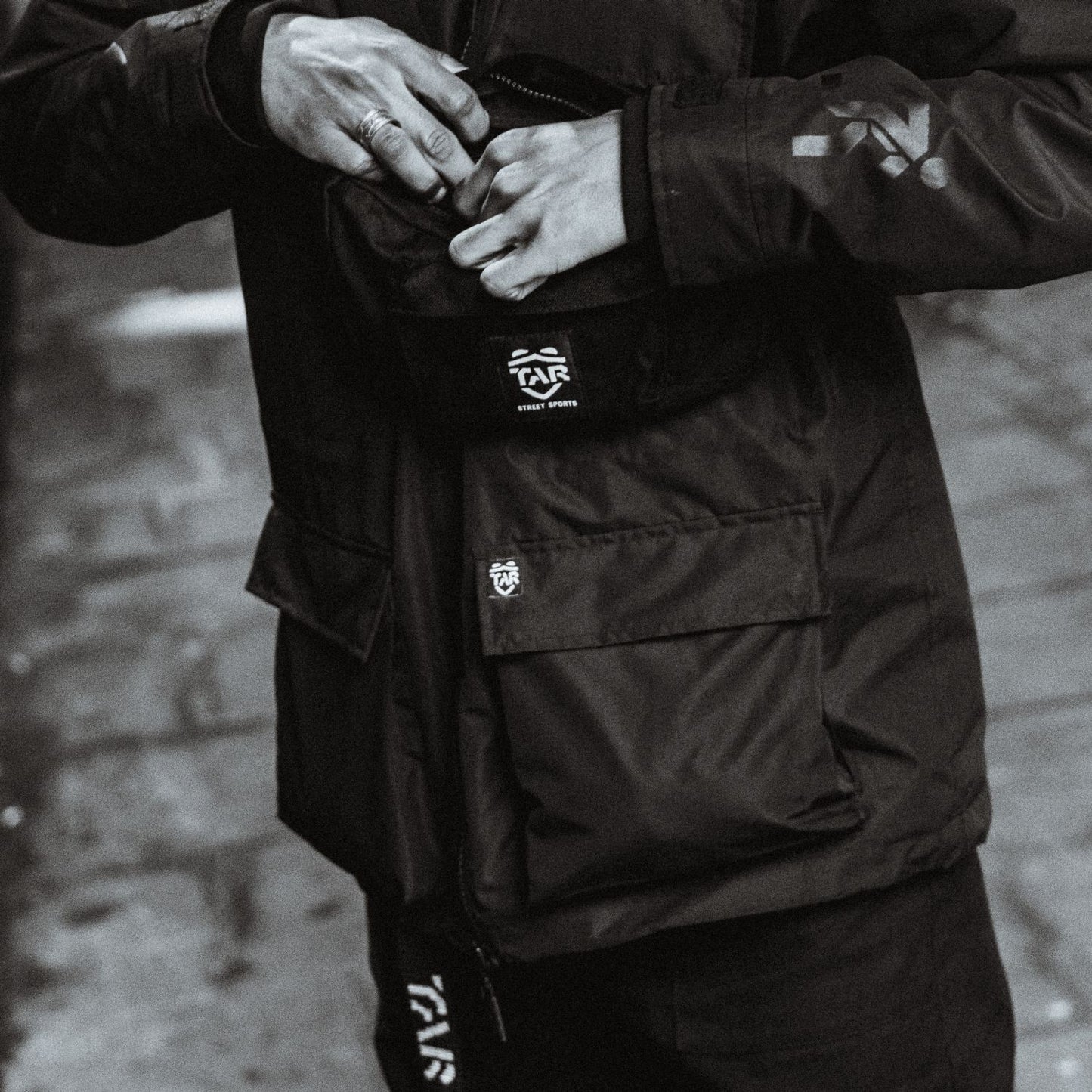 TAR Men's Lightweight Waterproof Jacket