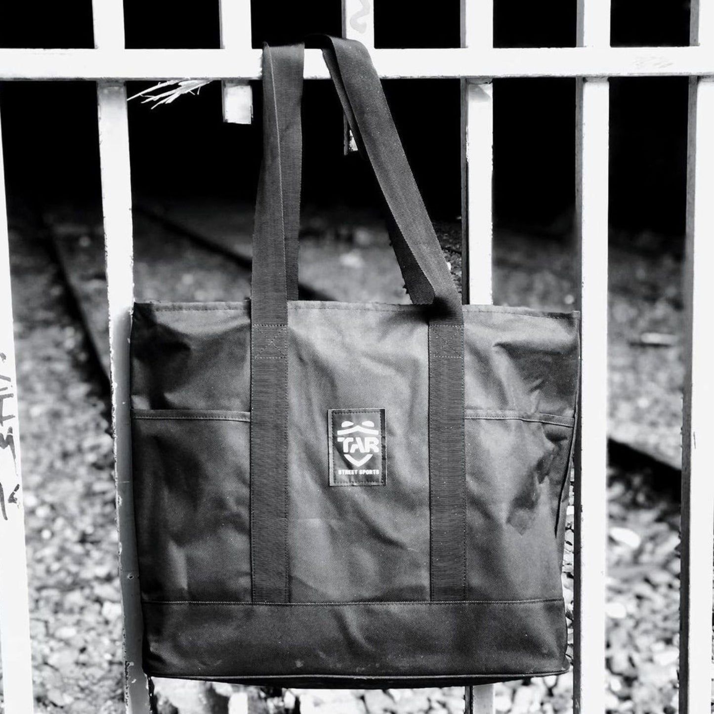 Super Heavy Duty Tote Bag (Fit 12+ Spray Cans)