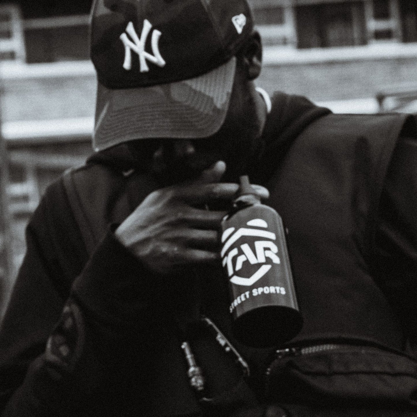 TAR Black Stainless steel water bottle