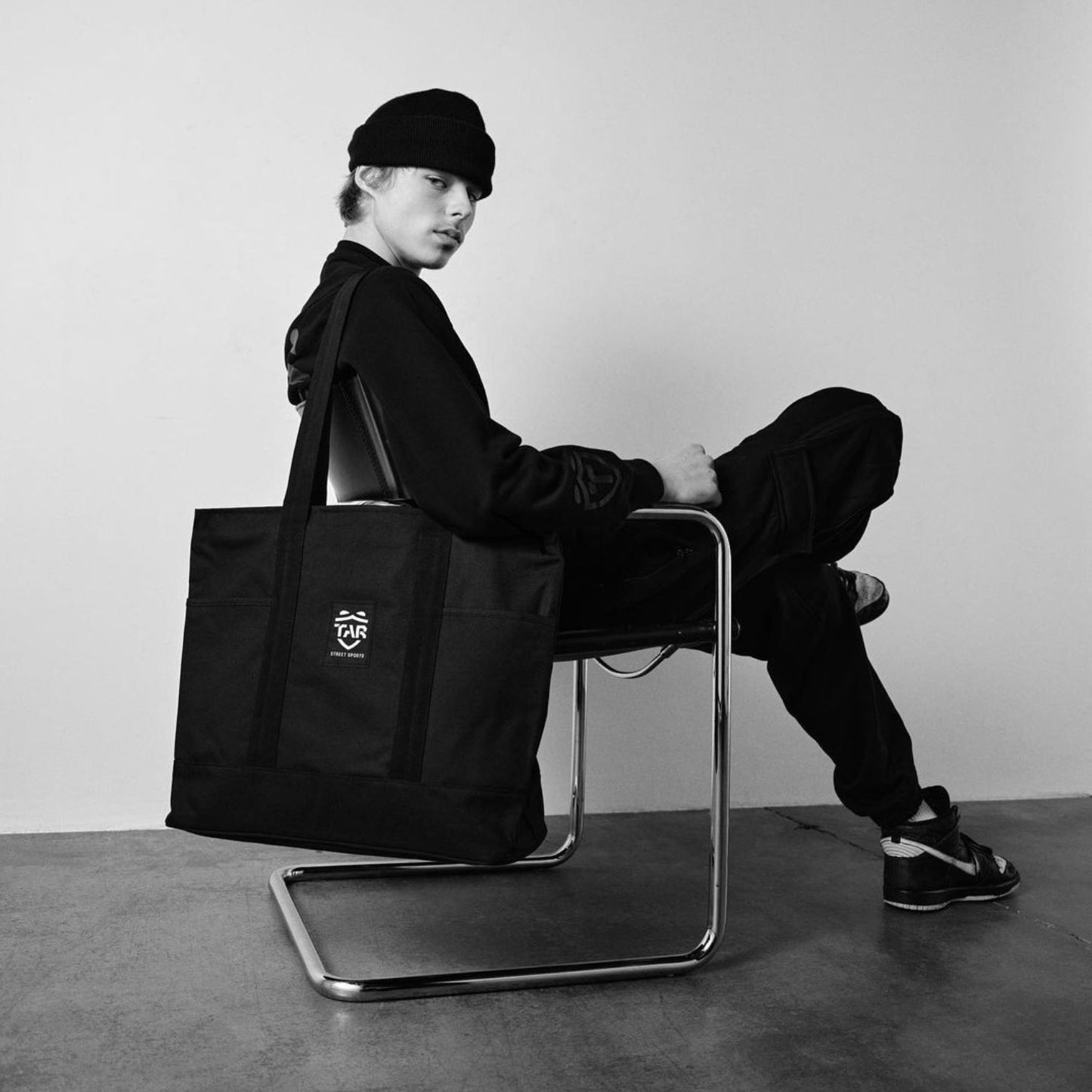 Super Heavy Duty Tote Bag (Fit 12+ Spray Cans)